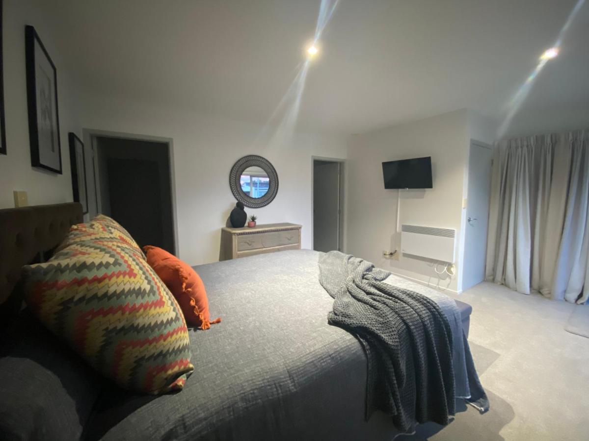 Modern Beach Apartment With Pool & Location Mount Maunganui Buitenkant foto