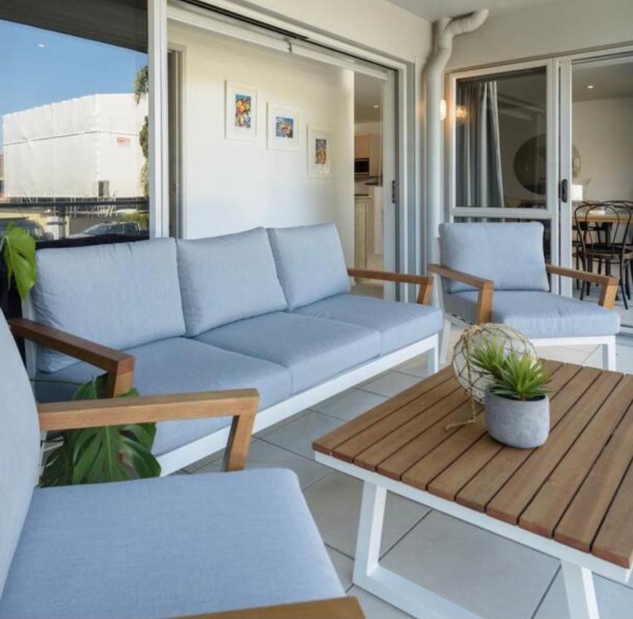 Modern Beach Apartment With Pool & Location Mount Maunganui Buitenkant foto